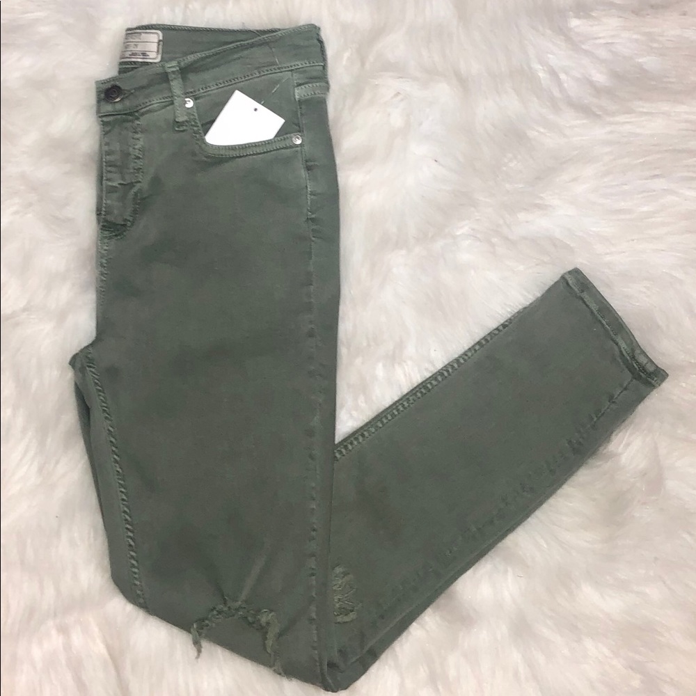 Free People Skinny Jeans Olive Size 29 40% off